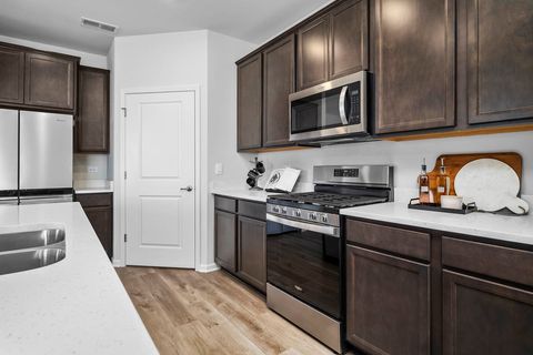 Tiny photo for 1384 Wild Tulip Circle, Bartlett, IL 60103 (MLS # 12474688)