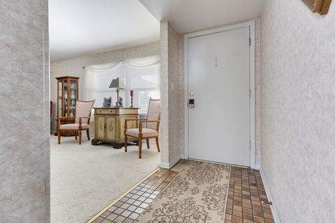 Tiny photo for 620 Chelmsford Lane, Elk Grove Village, IL 60007 (MLS # 12583772)