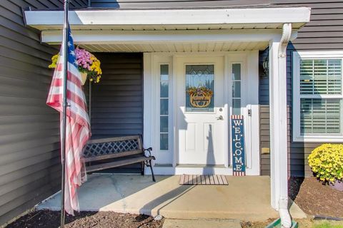 Tiny photo for 2S030 ESSEX Lane, Warrenville, IL 60555 (MLS # 12483623)
