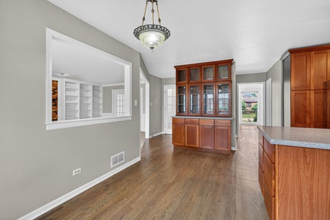 Tiny photo for 8415 Country Club Lane, Orland Park, IL 60462 (MLS # 12667985)