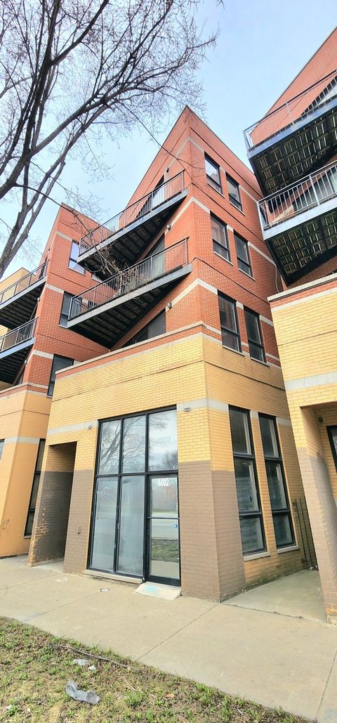 Tiny photo for 4002 S WESTERN Avenue #4, Chicago, IL 60609 (MLS # 12615164)