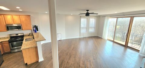 Tiny photo for 4002 S WESTERN Avenue #4, Chicago, IL 60609 (MLS # 12615164)