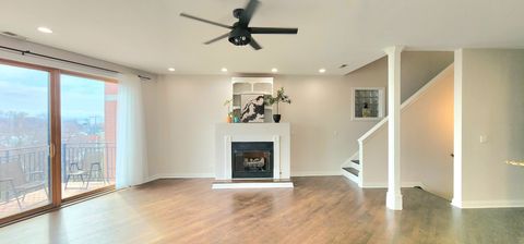 Tiny photo for 4002 S WESTERN Avenue #4, Chicago, IL 60609 (MLS # 12615164)