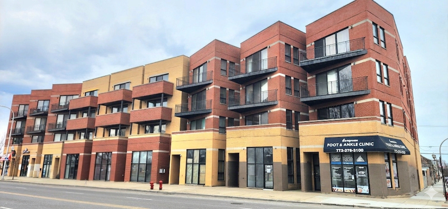 4002 S WESTERN Avenue 4