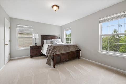 Tiny photo for 5423 SWAN Circle, Hoffman Estates, IL 60192 (MLS # 12644675)