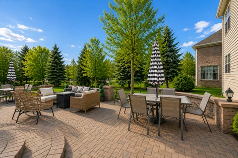 Tiny photo for 5423 SWAN Circle, Hoffman Estates, IL 60192 (MLS # 12644675)