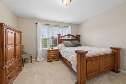 Tiny photo for 5423 SWAN Circle, Hoffman Estates, IL 60192 (MLS # 12644675)