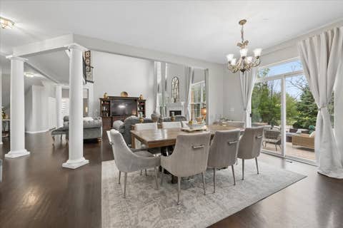 Tiny photo for 5423 SWAN Circle, Hoffman Estates, IL 60192 (MLS # 12644675)