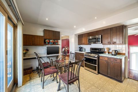 Tiny photo for 251 Hawthorne Drive, Bloomingdale, IL 60108 (MLS # 12601295)