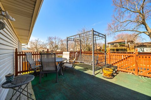 Tiny photo for 251 Hawthorne Drive, Bloomingdale, IL 60108 (MLS # 12601295)