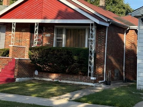 Photo of 10205 S Yale Avenue, Chicago, IL 60628 (MLS # 12488057)