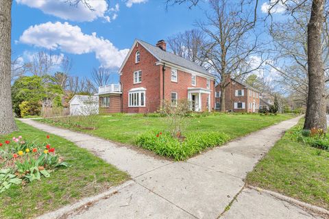 Tiny photo for 308 W Florida Avenue, Urbana, IL 61801 (MLS # 12592976)