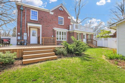 Tiny photo for 308 W Florida Avenue, Urbana, IL 61801 (MLS # 12592976)