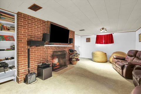 Tiny photo for 308 W Florida Avenue, Urbana, IL 61801 (MLS # 12592976)