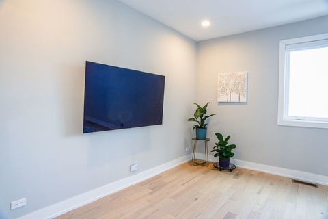 Tiny photo for 1625 N Kedzie Avenue, Chicago, IL 60647 (MLS # 12554593)