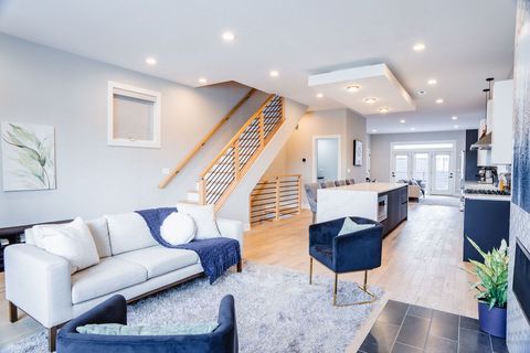 Tiny photo for 1625 N Kedzie Avenue, Chicago, IL 60647 (MLS # 12554593)