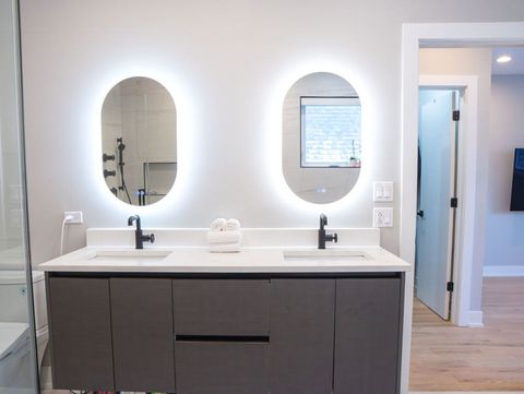 Tiny photo for 1625 N Kedzie Avenue, Chicago, IL 60647 (MLS # 12554593)