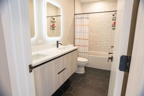 Tiny photo for 1625 N Kedzie Avenue, Chicago, IL 60647 (MLS # 12554593)