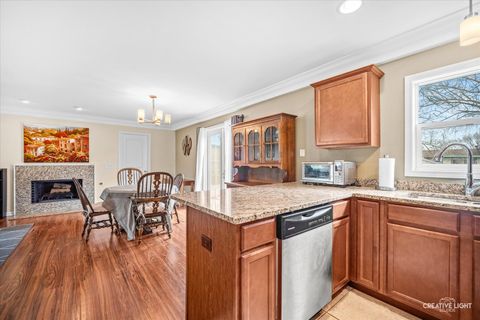 Tiny photo for 5201 Lemon Lane, Hanover Park, IL 60133 (MLS # 12611375)