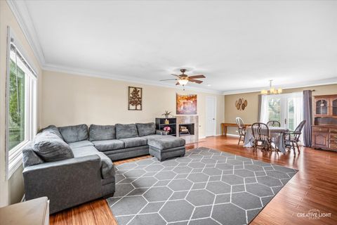Tiny photo for 5201 Lemon Lane, Hanover Park, IL 60133 (MLS # 12611375)