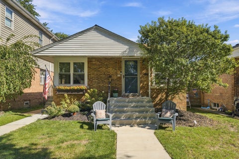 Tiny photo for 11341 S Talman Avenue, Chicago, IL 60655 (MLS # 12768289)