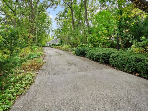 Tiny photo for 704 Bittersweet Lane, Hinsdale, IL 60521 (MLS # 12496260)