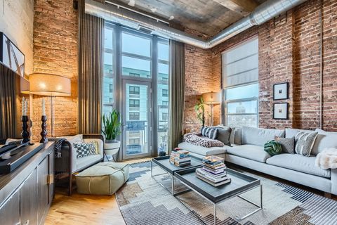 Tiny photo for 1735 N Paulina Street #604, Chicago, IL 60622 (MLS # 12568372)