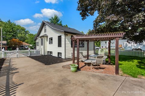 Tiny photo for 503 N River Road, Fox River Grove, IL 60021 (MLS # 12491447)