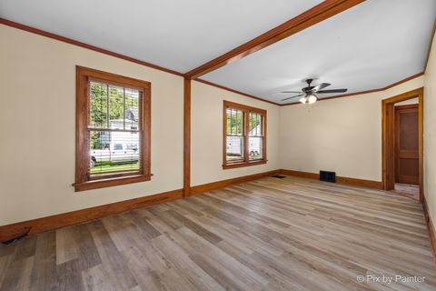 Tiny photo for 503 N River Road, Fox River Grove, IL 60021 (MLS # 12491447)