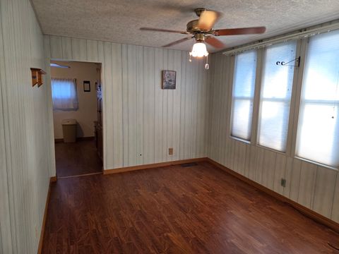 Tiny photo for 712 E Monroe Street, Bloomington, IL 61701 (MLS # 12491692)