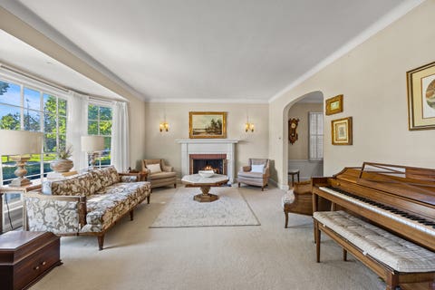 Tiny photo for 731 Selborne Road, Riverside, IL 60546 (MLS # 12681726)