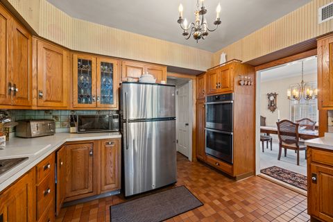 Tiny photo for 731 Selborne Road, Riverside, IL 60546 (MLS # 12681726)