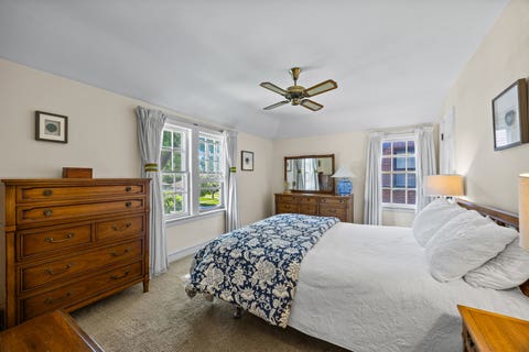 Tiny photo for 731 Selborne Road, Riverside, IL 60546 (MLS # 12681726)