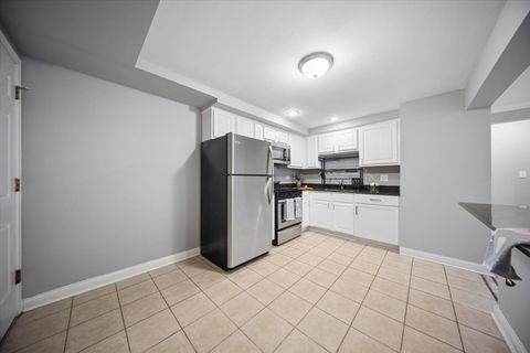 Tiny photo for 10105 Hartford Court #GB, Schiller Park, IL 60176 (MLS # 12603814)