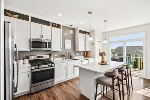 Tiny photo for 588 Cimmaron Circle, Crystal Lake, IL 60012 (MLS # 12641879)