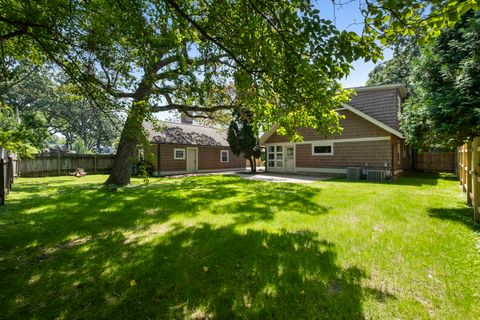 Tiny photo for 1410 Berkley Court, Deerfield, IL 60015 (MLS # 12480795)