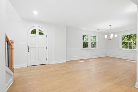 Tiny photo for 1410 Berkley Court, Deerfield, IL 60015 (MLS # 12480795)