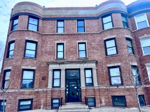 Photo of 4949 S CALUMET Avenue #3S, Chicago, IL 60653 (MLS # 12718485)