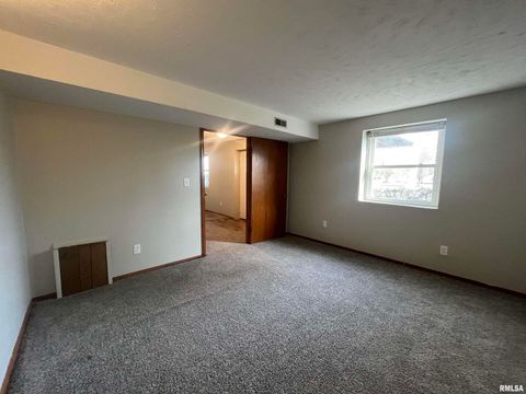 Tiny photo for 314 E 8TH Street, Metropolis, IL 62960 (MLS # EB460750)