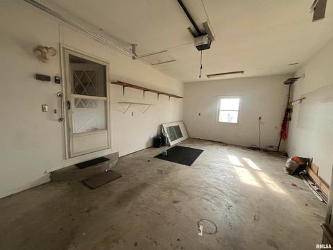 Tiny photo for 314 E 8TH Street, Metropolis, IL 62960 (MLS # EB460750)