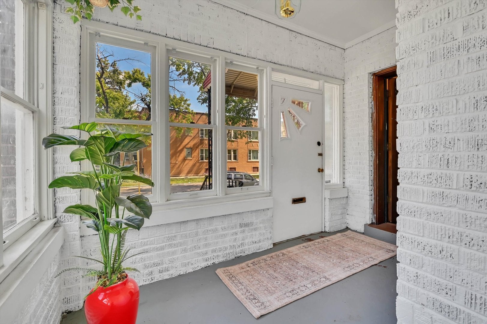 657 E 90th Street