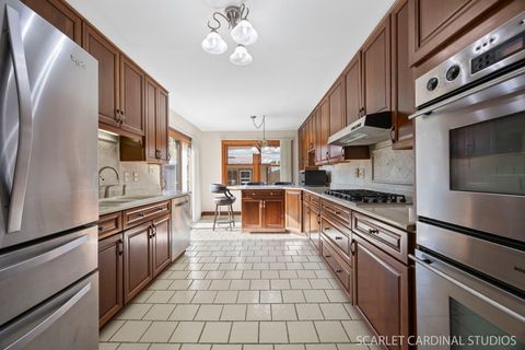 Tiny photo for 1819 Holly Avenue, Darien, IL 60561 (MLS # 12514680)