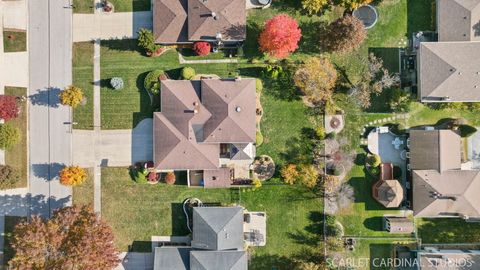 Tiny photo for 1819 Holly Avenue, Darien, IL 60561 (MLS # 12514680)