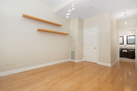 Tiny photo for 333 N Canal Street #1403, Chicago, IL 60606 (MLS # 12642838)