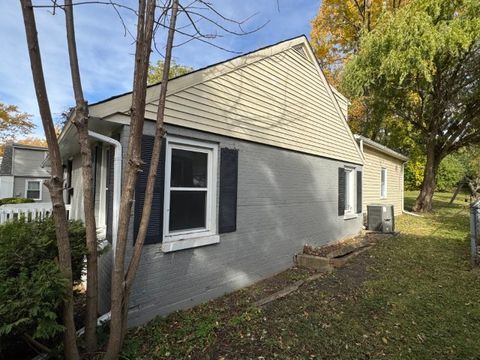 Tiny photo for 54 Mionske Drive, Lake Zurich, IL 60047 (MLS # 12512672)