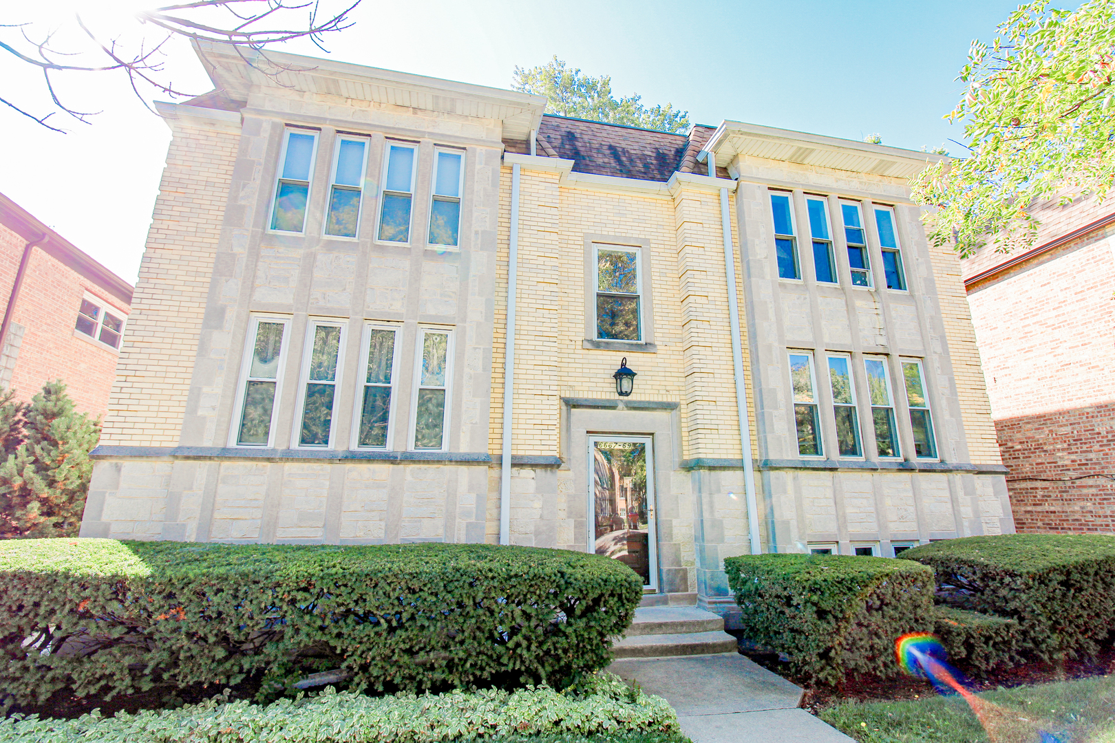 6667-69 W Devon Avenue