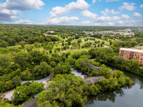 Tiny photo for 5537 E Lake Drive #B, Lisle, IL 60532 (MLS # 12667023)