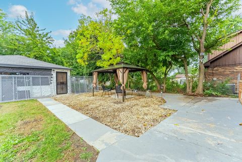 Tiny photo for 5936 W Maple Avenue, Berkeley, IL 60163 (MLS # 12472632)