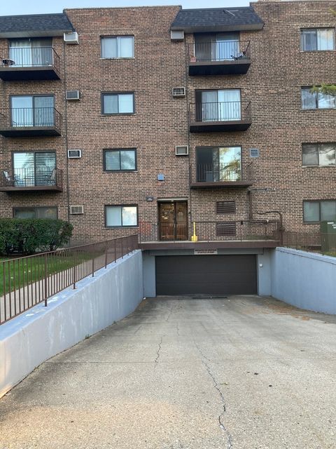 Tiny photo for 239 N Mill Road #403-A, Addison, IL 60101 (MLS # 12503022)