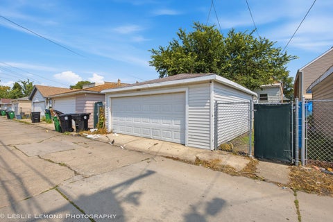 Tiny photo for 2528 Ridgeland Avenue, Berwyn, IL 60402 (MLS # 12736170)